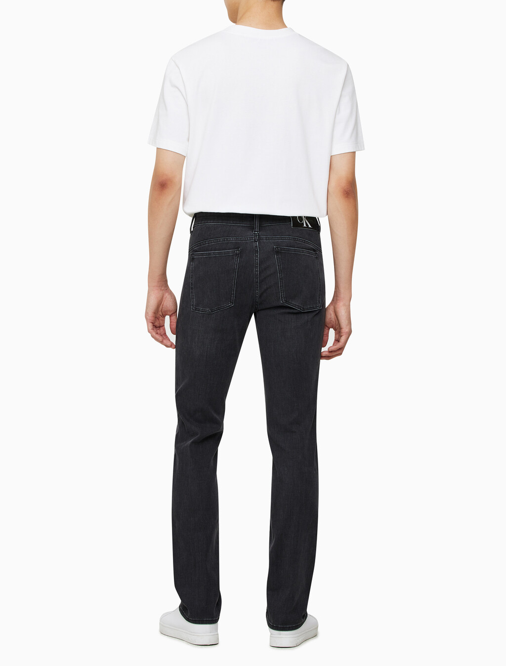 Buy 남성 바디핏 블랙 37.5 기능성 데님 in color WASHED BLACK LOGO LACE