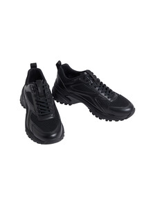 Buy 남성 트레일블러이저 하이크 러너 레이스업 슈즈 in color BLACKWHITE