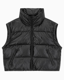 Buy 여성 글로시 디터쳐블 크롭 다운 푸퍼 in color CK BLACK