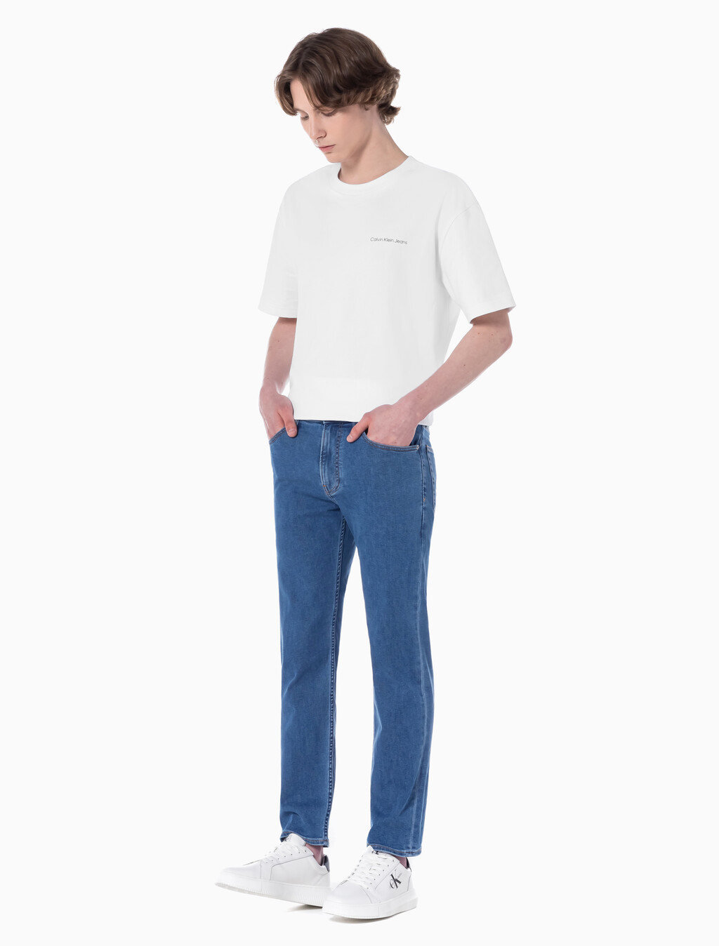 Buy 남성 슬림 스트레이트 크롭핏 미드블루 에코 쿨 데님 in color MID BLUE BACK EMBRO