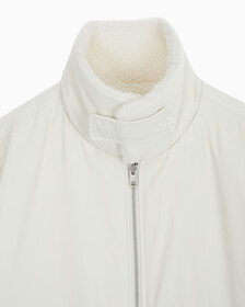 Buy 남성 리버서블 쉐르파 봄버 in color WHITE