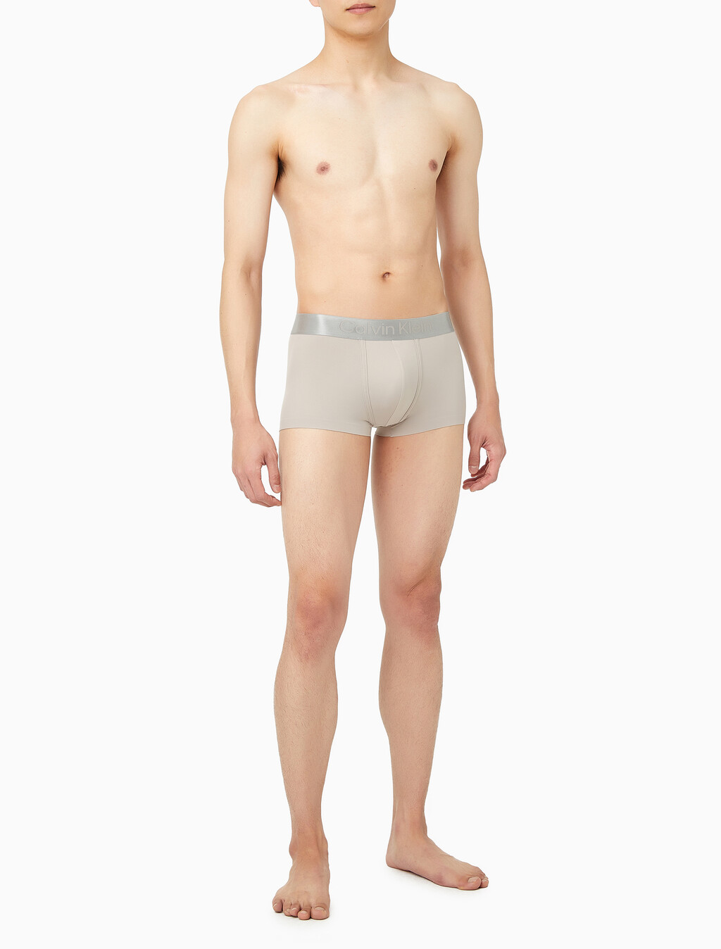 Buy 남성 브러시드 마이크로 져지 로우 라이즈 트렁크 in color LIGHT GREY