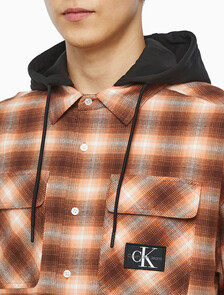 Buy 남성 롱슬리브 후디 플래드 오버셔츠 in color DARK BROWN