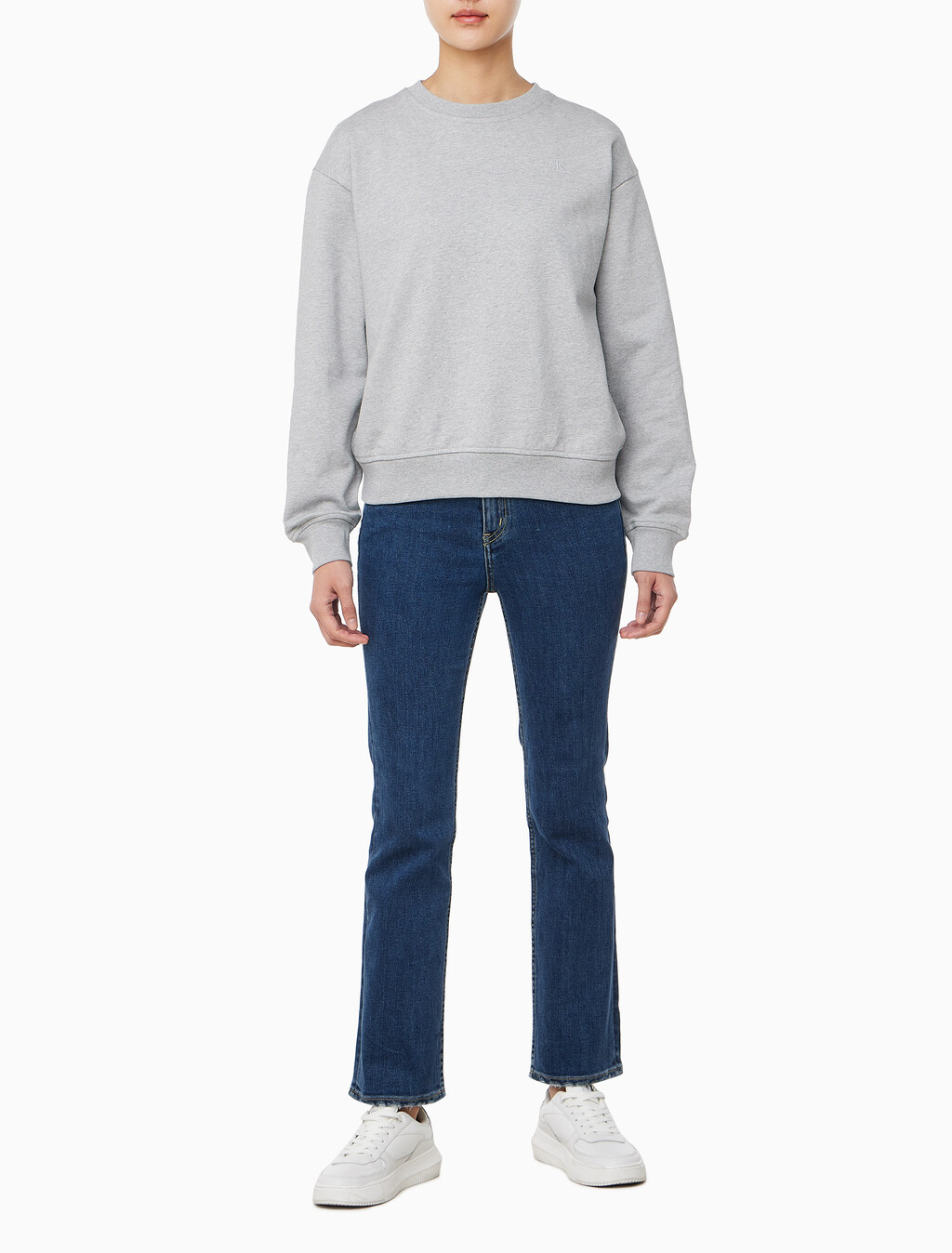 Buy 여성 아카이브 로고 프렌치테리 릴렉스핏 스웻셔츠 in color HEROIC GREY HEATHER