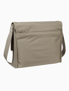Buy 남성 슬릭 나일론 메신저 라지 in color Desert Taupe