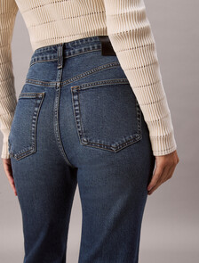 Buy 여성 하이라이즈 크롭 플레어 in color Mid blue