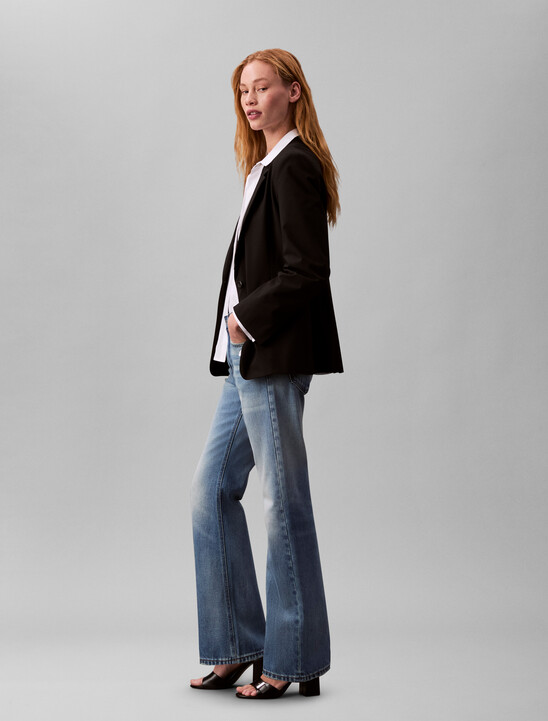 여성 릴렉스 부츠컷핏 미드블루 데님