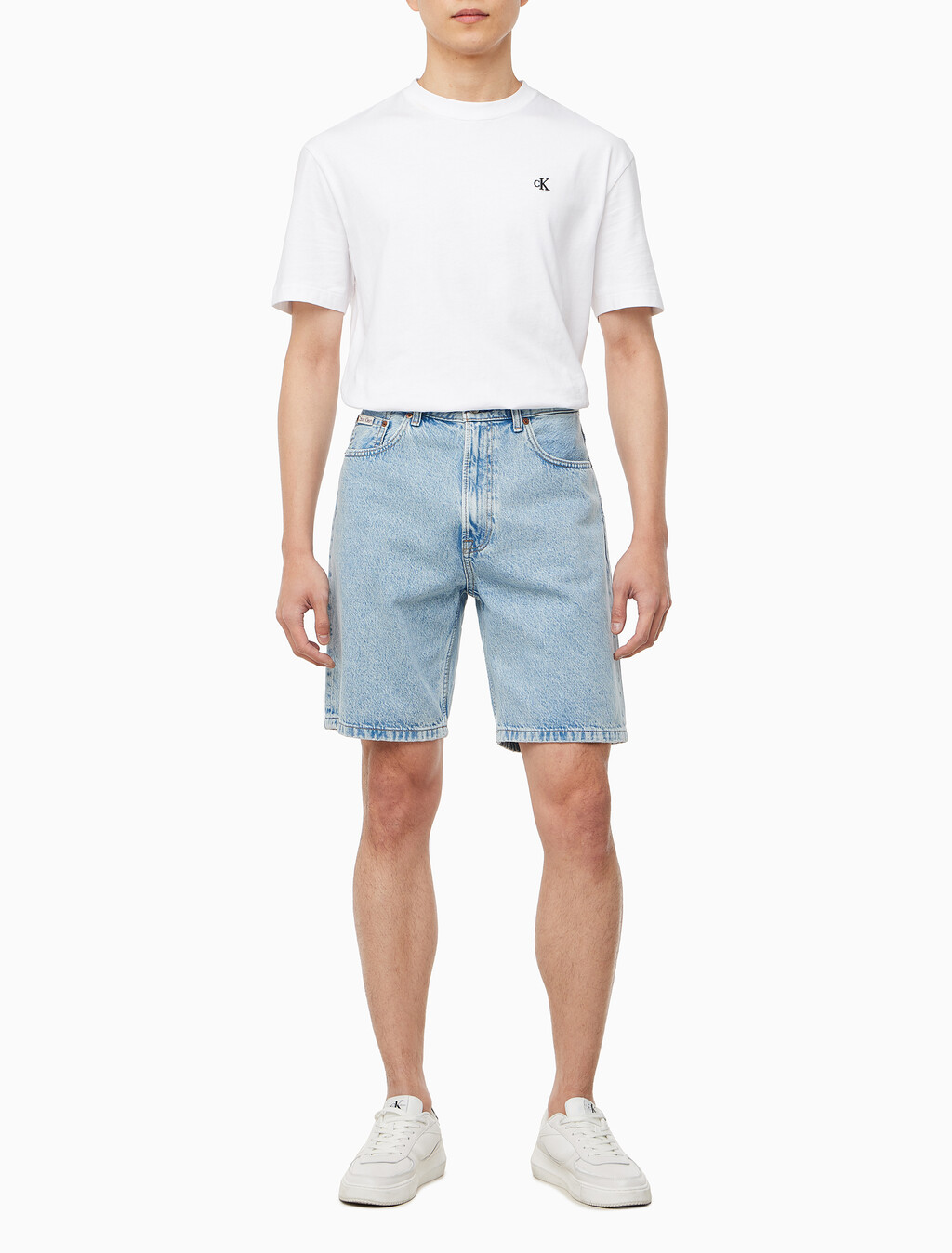 Buy 남성 릴렉스핏 90's 라이트블루 데님 쇼츠 in color CK LT INDIGO