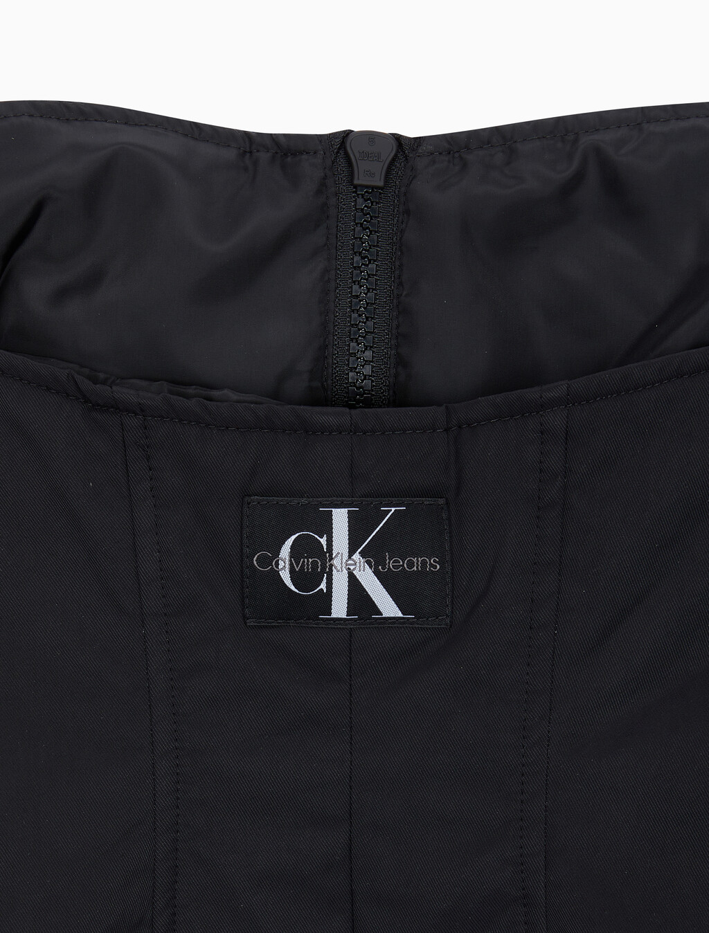 Buy 여성 라이트 패디드 뷔스티에 in color CK BLACK