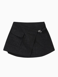 Buy 여성 새들 버클 미니스커트 in color CK BLACK