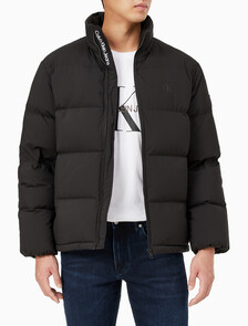 Buy 남성 레귤러핏 스탠드 카라 숏 다운 푸퍼 재킷 in color CK BLACK