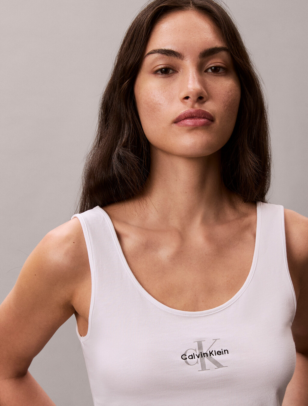 Buy 여성 코튼 스트레치 라운지 GX 탱크 in color WHITE