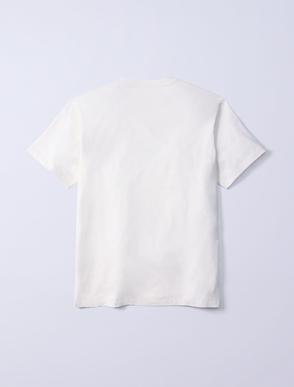 Buy Jung Kook for Calvin Klein 남성 릴렉스 핏 모노그램 로고 반팔 티셔츠 in color TOFU