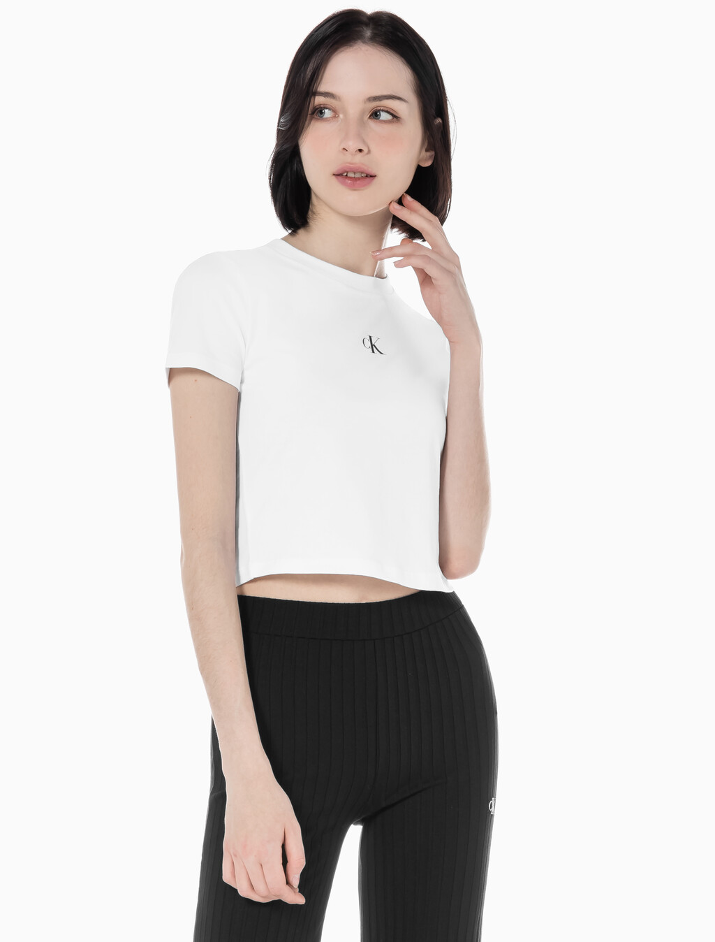 Buy 여성 슬림핏 베이비 크롭 반팔 티셔츠 in color BRIGHT WHITE