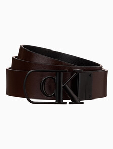Buy 남성 cK 커브드 모노그램 로고 버클 32mm 벨트 in color Black/Ck Dark Brown