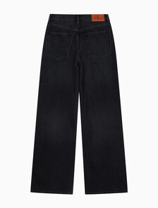 Buy 여성 와이드 레그핏 이브닝 블랙 팬츠 in color Black