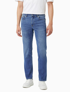 Buy 바디 바이 스트레치 진 in color Mid Blue