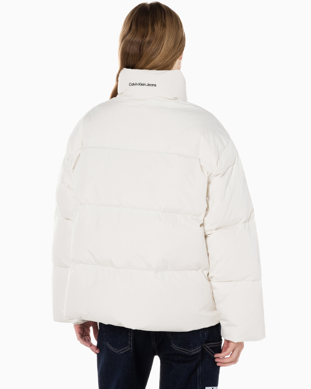 Buy 여성 숏 렝스 스탠드 카라 푸퍼 다운 재킷 in color WHITE