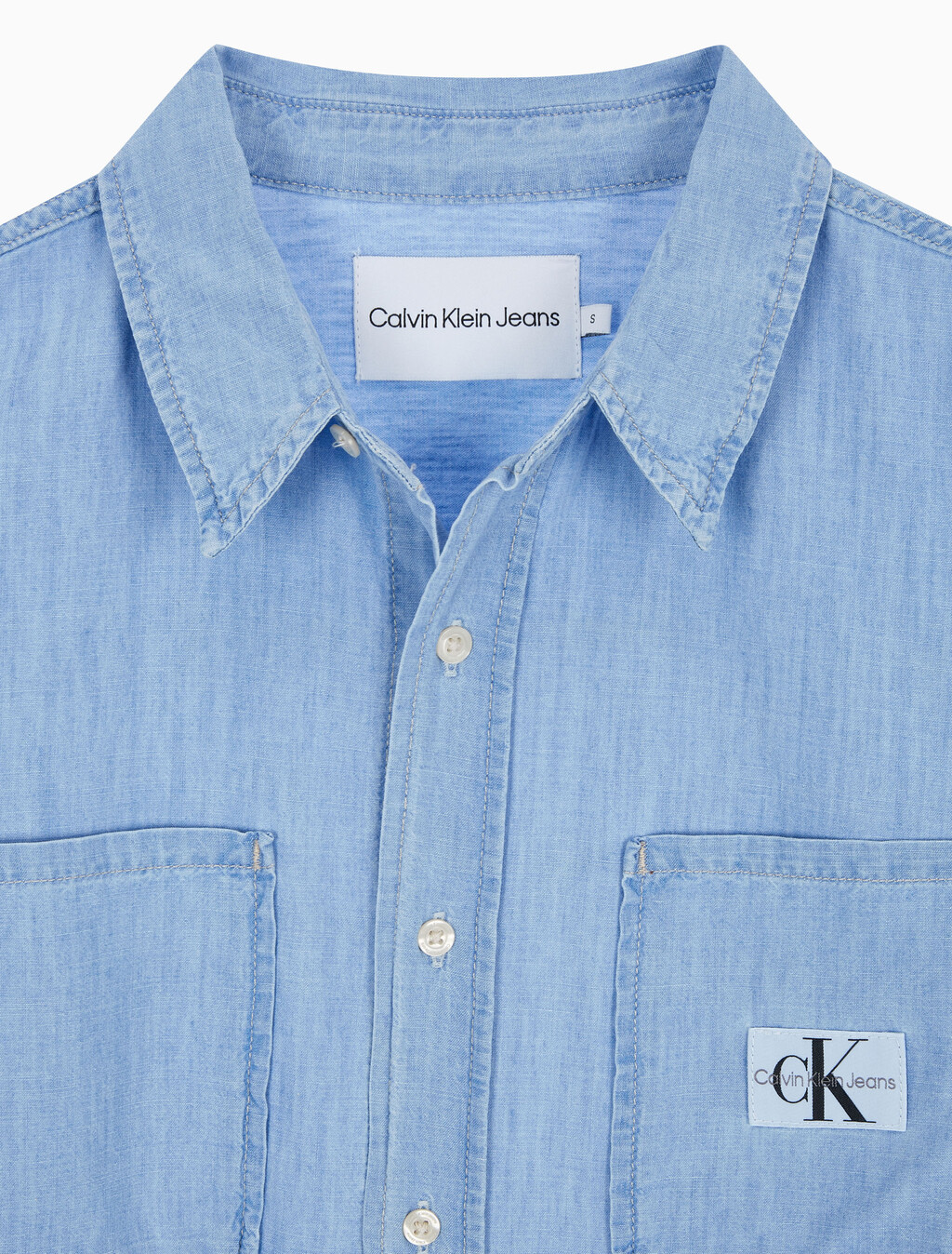 Buy 여성 오버사이즈 긴팔 데님 셔츠 in color CHALKY BLUE