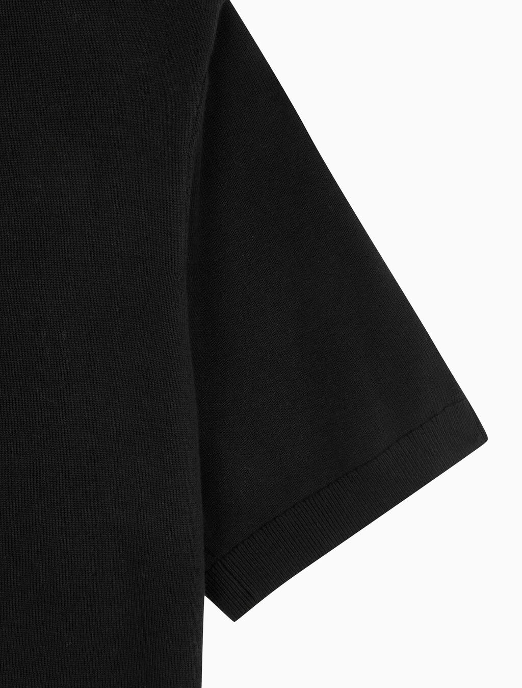 Buy 남성 토널 블로킹 폴로 반팔 티셔츠 in color CK BLACK