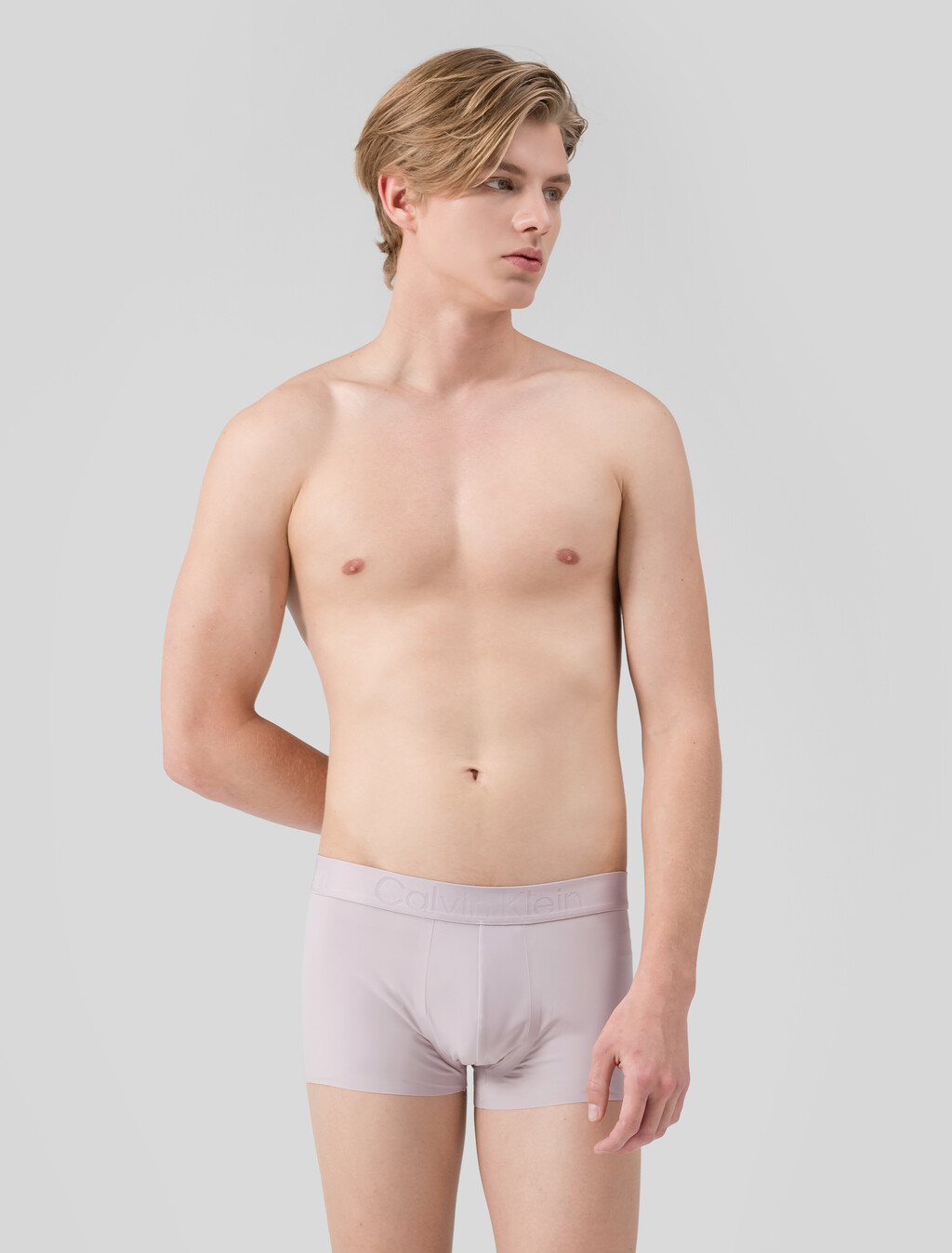 Buy 남성 CK 블랙 쿨링 로우라이즈 드로즈 in color GREEN