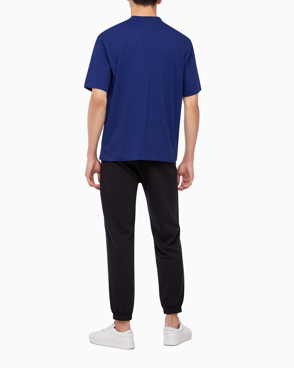 Buy 남성 CK 애슬레틱 릴렉스 핏 반팔 티셔츠 in color CRAYON BLUE