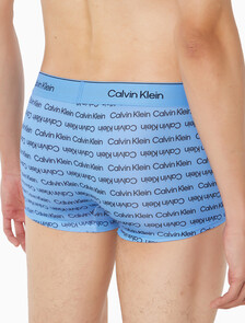 Buy 남성 아이콘 코튼 스트레치 마이크로 로우 라이즈 트렁크 in color Light grey