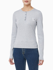 Buy 여성 모노그램 롱슬리브 헨리넥 티셔츠 in color HEROIC GREY HEATHER