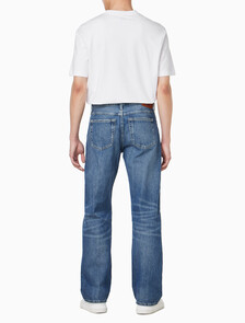 Buy 남성 90's 스트레이트핏 미드블루 라이트웨이트 데님 in color SHOCKWAVE