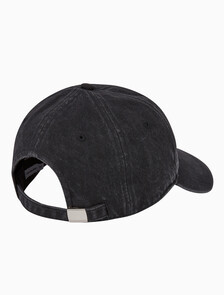 Buy 남녀공용 CKJ 데님 볼캡 in color BLACK