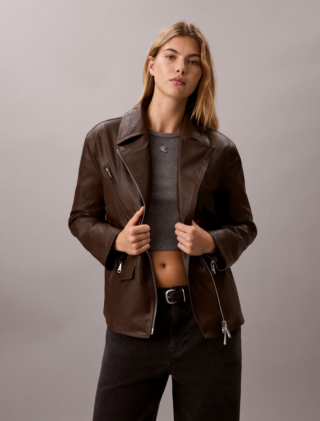 Buy 여성 폭스레더 모토 자켓 in color Brown