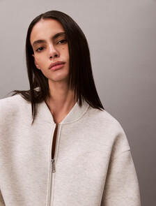 Buy 여성 크롭 스포티 스쿠바 봄버 자켓 in color VANILLA HEATHER