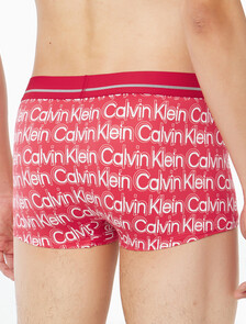 Buy 남성 뉴 사인 로고 로우 라이즈 트렁크 in color Red Print