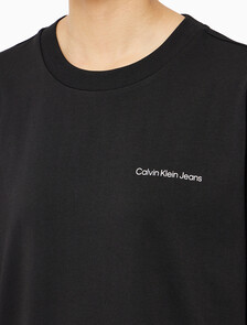 Buy 남녀공용 릴렉스핏 로고 반팔 티셔츠 in color CK BLACK