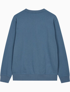 Buy 남성 레귤러핏 CK 뱃지 로고 스웻셔츠 in color BLUE