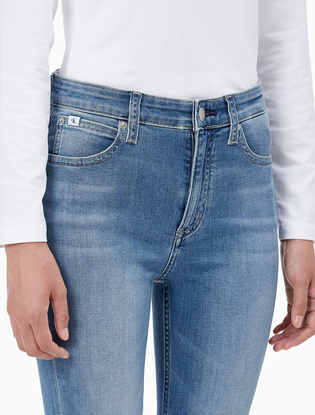 Buy 여성 하이라이즈 바디 슬림핏 부츠컷 미드블루 앵클 데님 in color MID BLUE BACK EMBRO