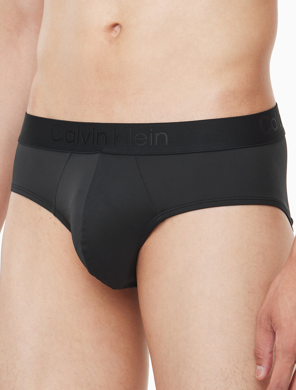 Buy 남성 CK 블랙 마이크로파이버 힙브리프 in color BLACK