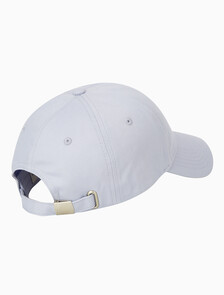 Buy 남녀공용 CKJ 모노그램 엠브로이더리 볼캡 in color Light blue