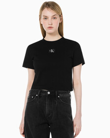 Buy 여성 로고 뱃지 크롭 반팔 티셔츠 in color CK BLACK