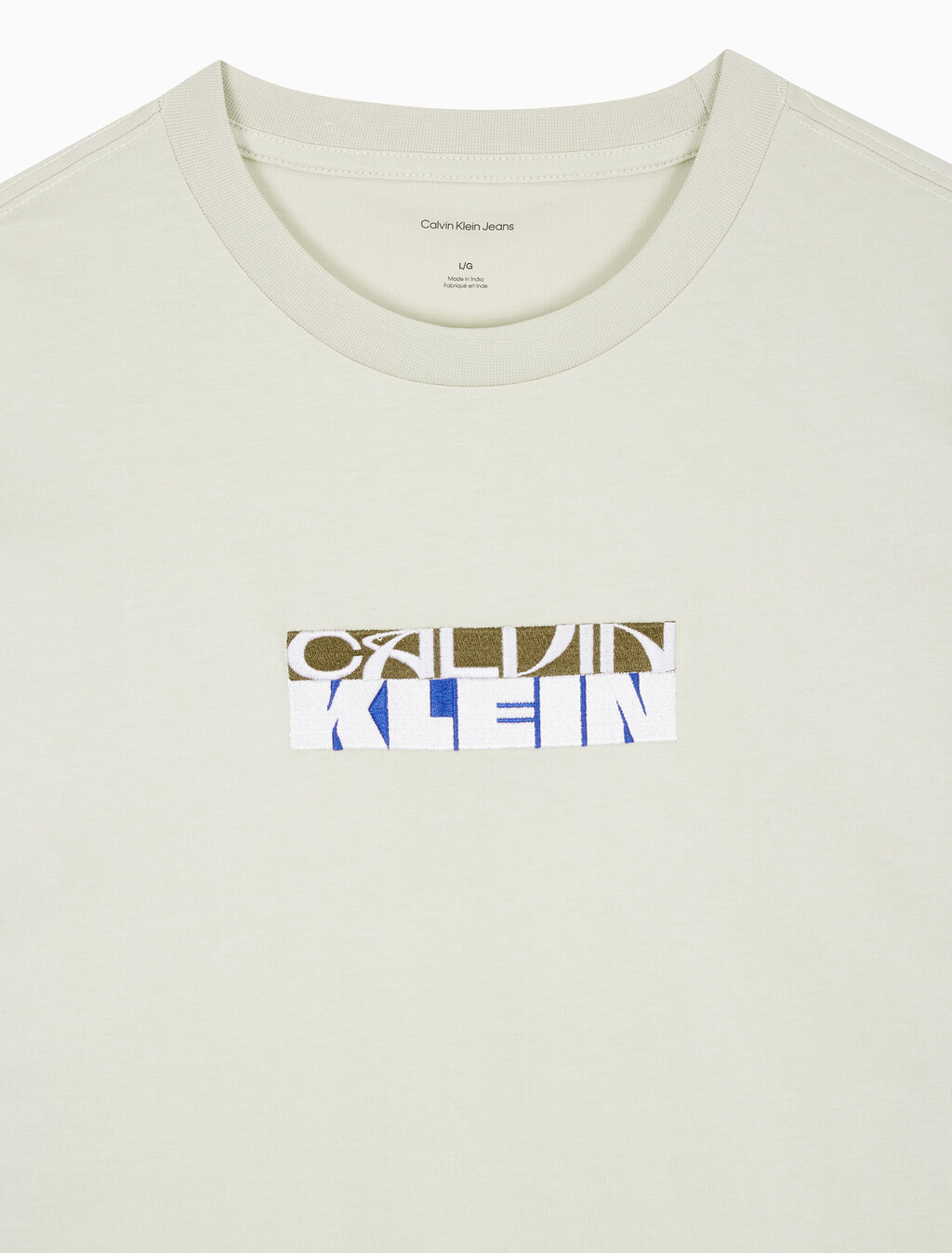 Buy 남성 릴렉스 핏 블락 그래픽 자수 반팔 티셔츠 in color BONE WHITE