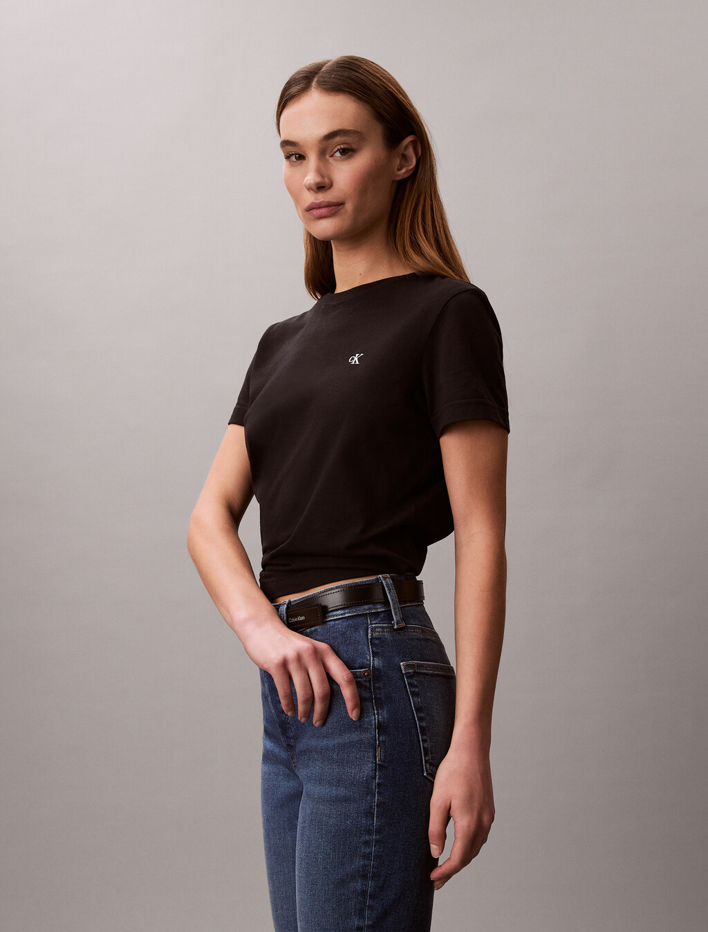 Buy 여성 모노그램 크루넥 티 in color BLACK