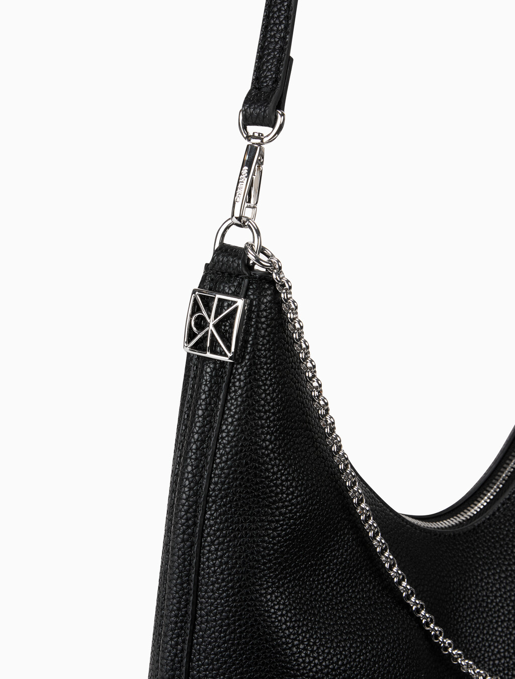 Buy 여성 하드웨어 엠블럼 페블 호보 백 in color BLACK