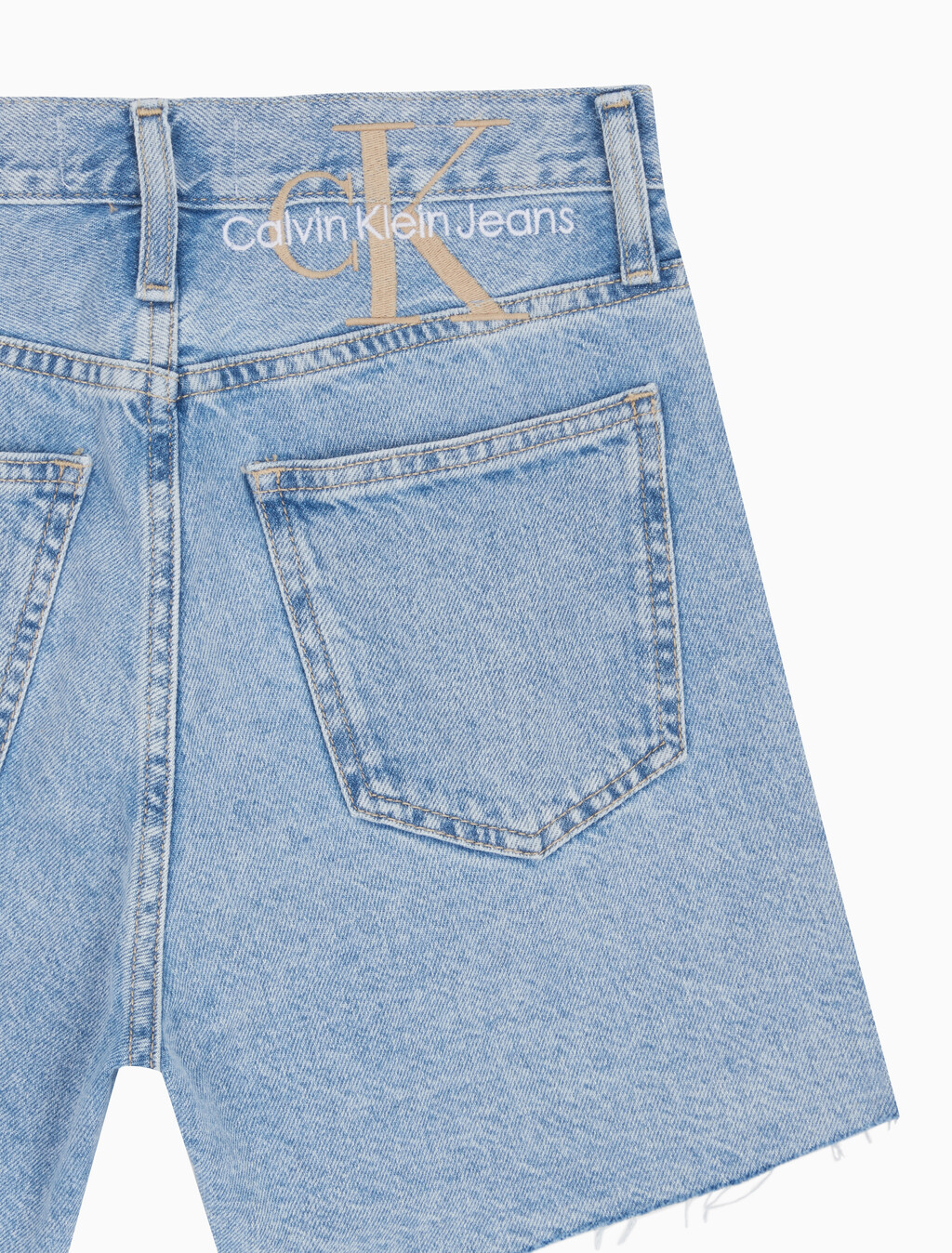 Buy 여성 맘핏 데님 쇼츠 in color CHALKY BLUE