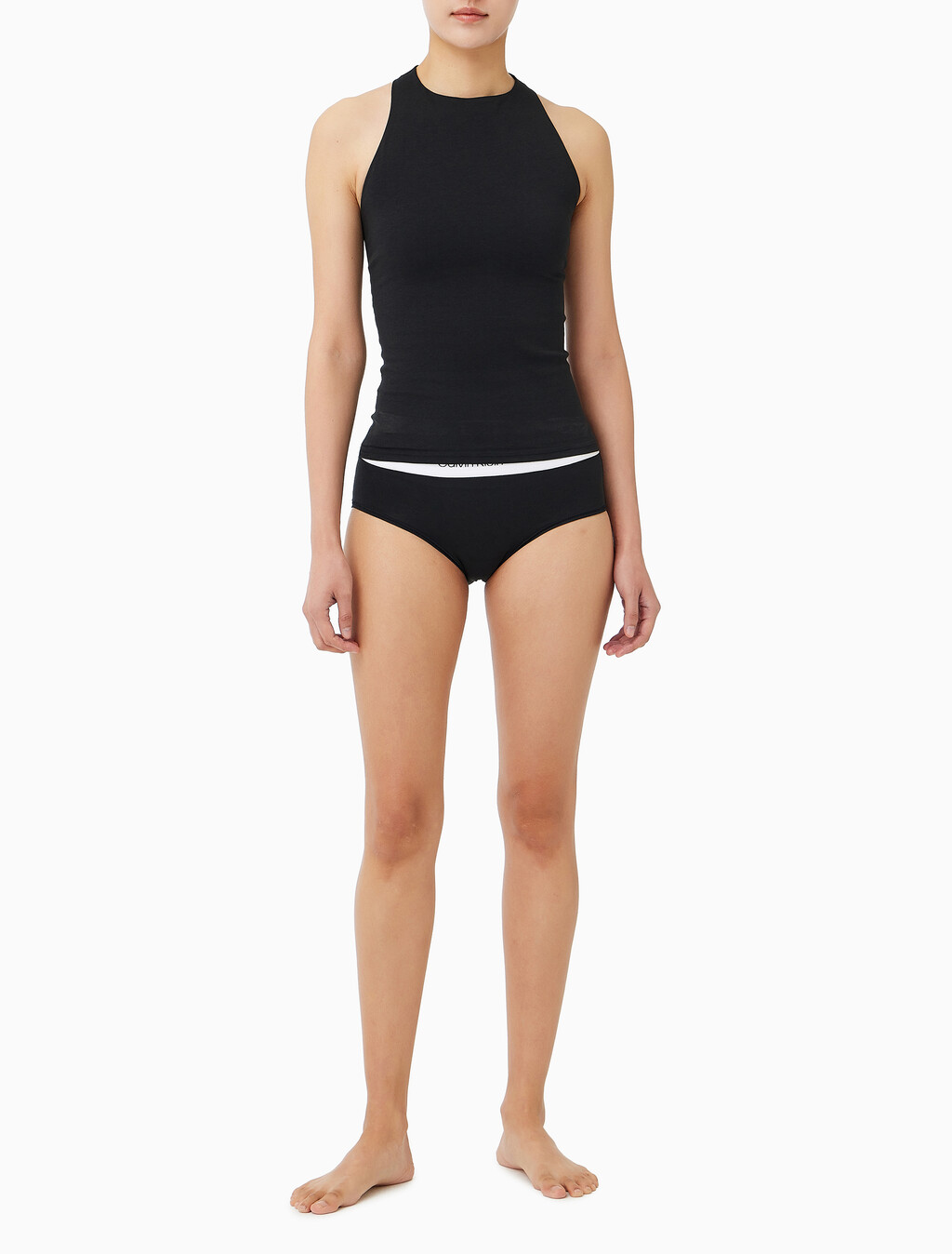 Buy 여성 아이콘 쉐입웨어 쉐이핑 탑 in color BLACK