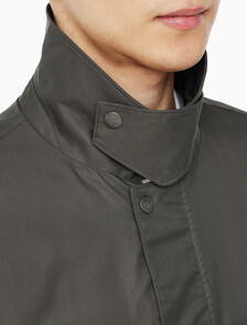 Buy 남성 콘트라스트 카라 카코트 in color CHARCOAL