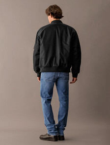 Buy 남성 바디핏 미드블루 이탈리안 데님 in color MID BLUE BACK EMBRO