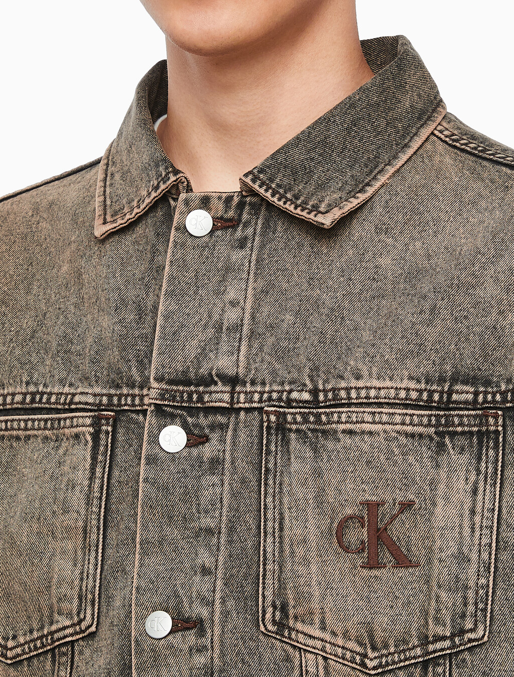 Buy 남성 박시 데님 자켓 in color MID BLUE BACK EMBRO