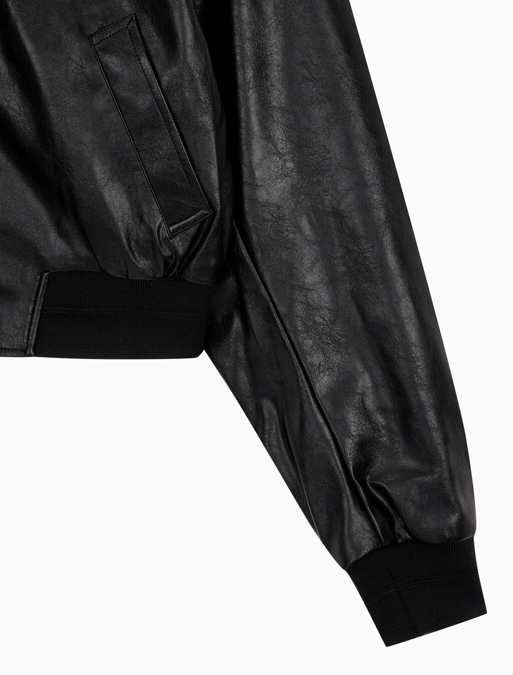 Buy 여성 크롭 크링클 레더 폭스 레더 자켓 in color BLACK