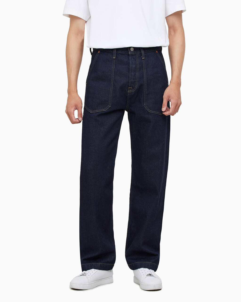 Buy 남성 스트레이트핏 린스 데님 in color CK RAW SELVEDGE
