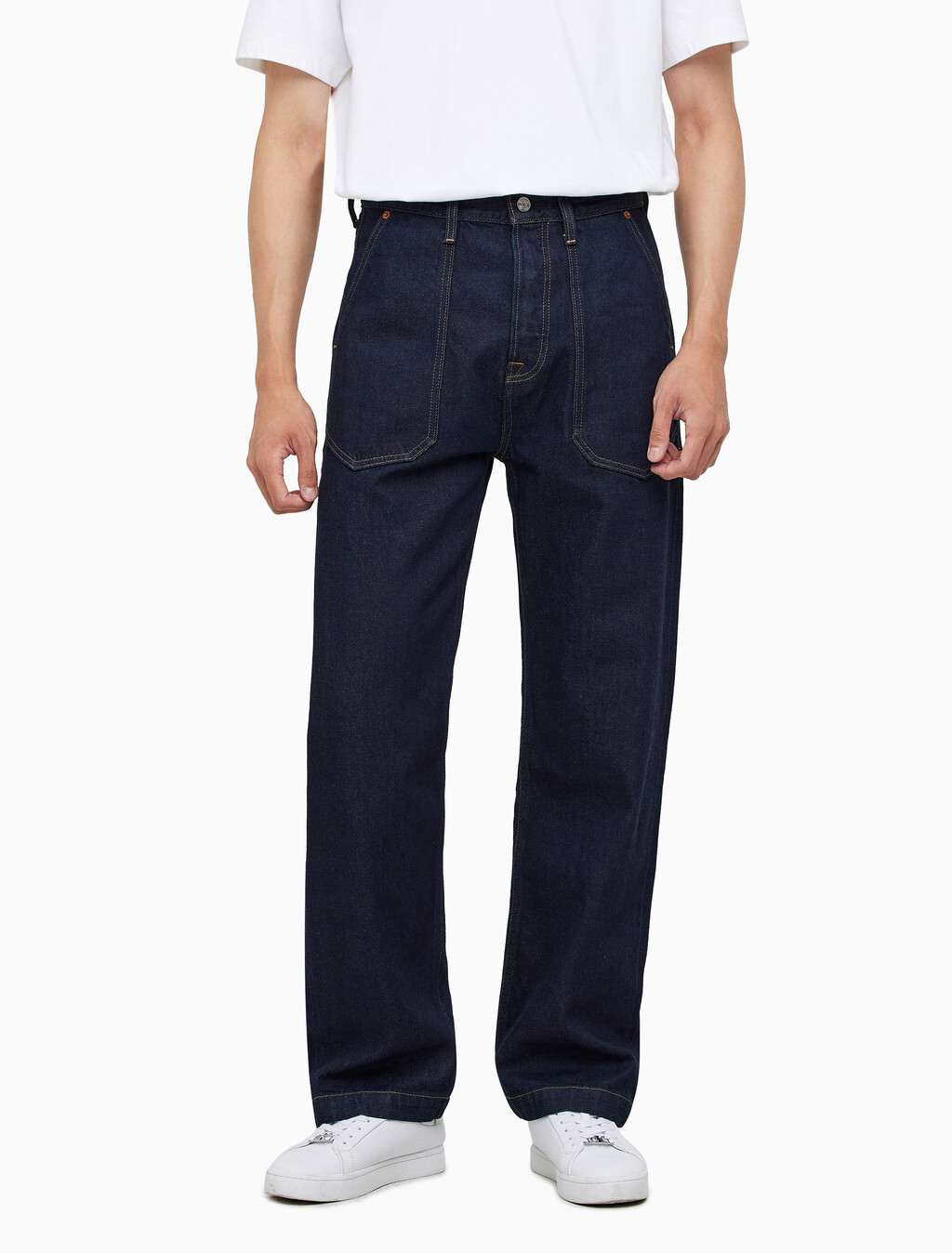 Buy 남성 스트레이트핏 린스 데님 in color CK RAW SELVEDGE